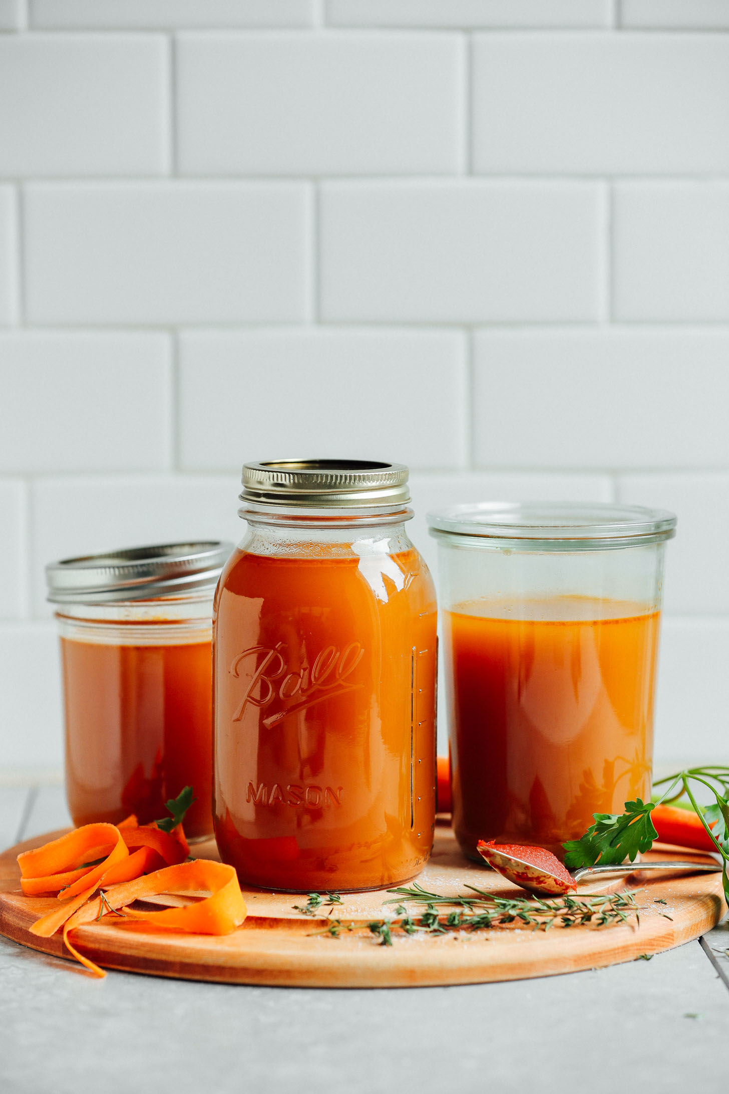 1 pot homemade vegetable stock - Article 2